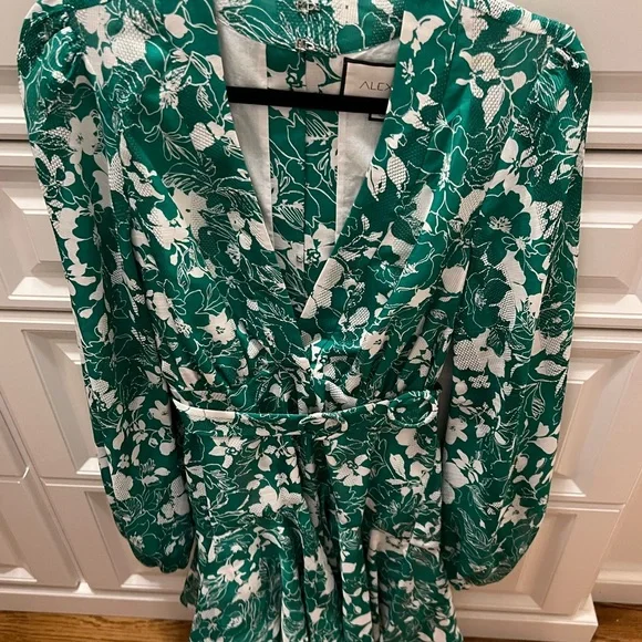 Alexis Neala Dress Size Small - Picture 2 of 5